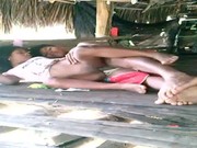 Video casero de una parejita de colombianos cogiendo al aire libre