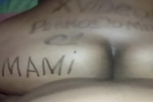 Follando a mi madre le saco pedos vaginales